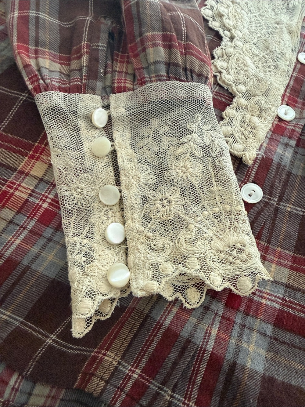 Vintage 80’s Ralph Lauren Plaid Flannel Button Front
Lace Trim Scarf Cuffs - Picture 8 of 16
